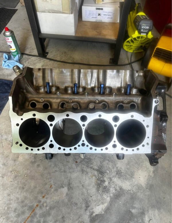 Chevrolet SB2.2 4 Bolt Main Block 350 Mains - Image 2