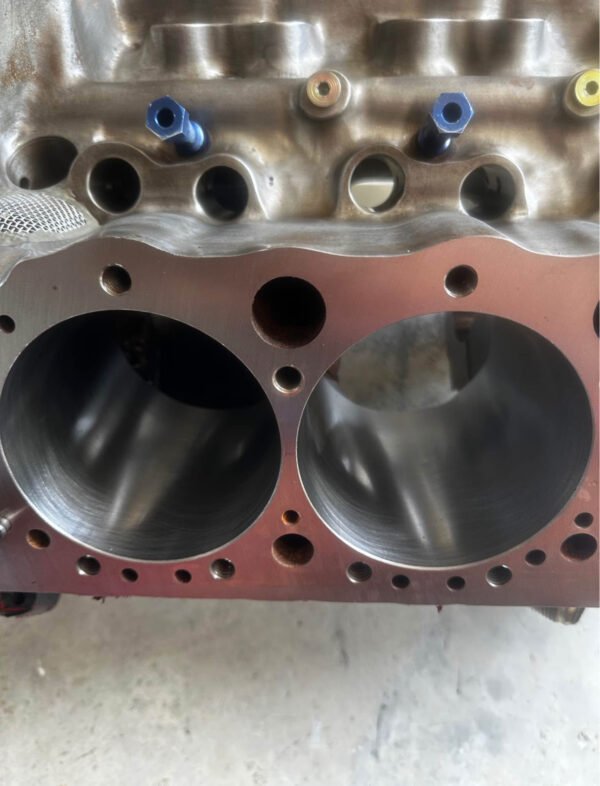 Chevrolet SB2.2 4 Bolt Main Block 350 Mains - Image 6