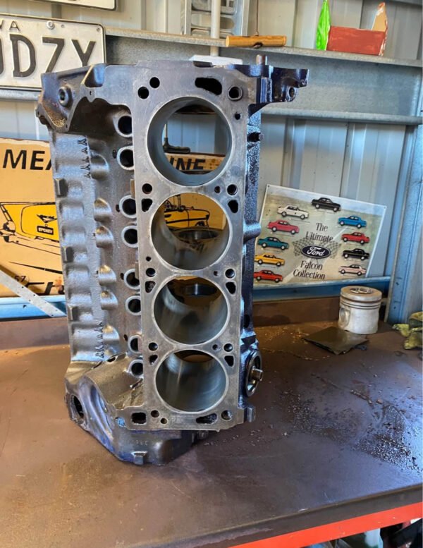 351 Cleveland engine block - Image 3