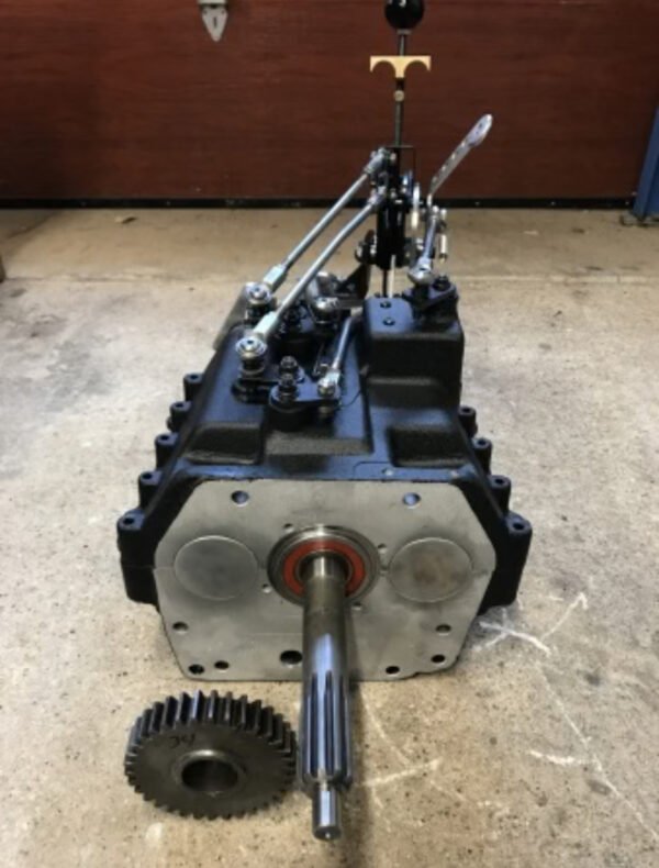 Liberty 4 Speed Transmission - Image 4