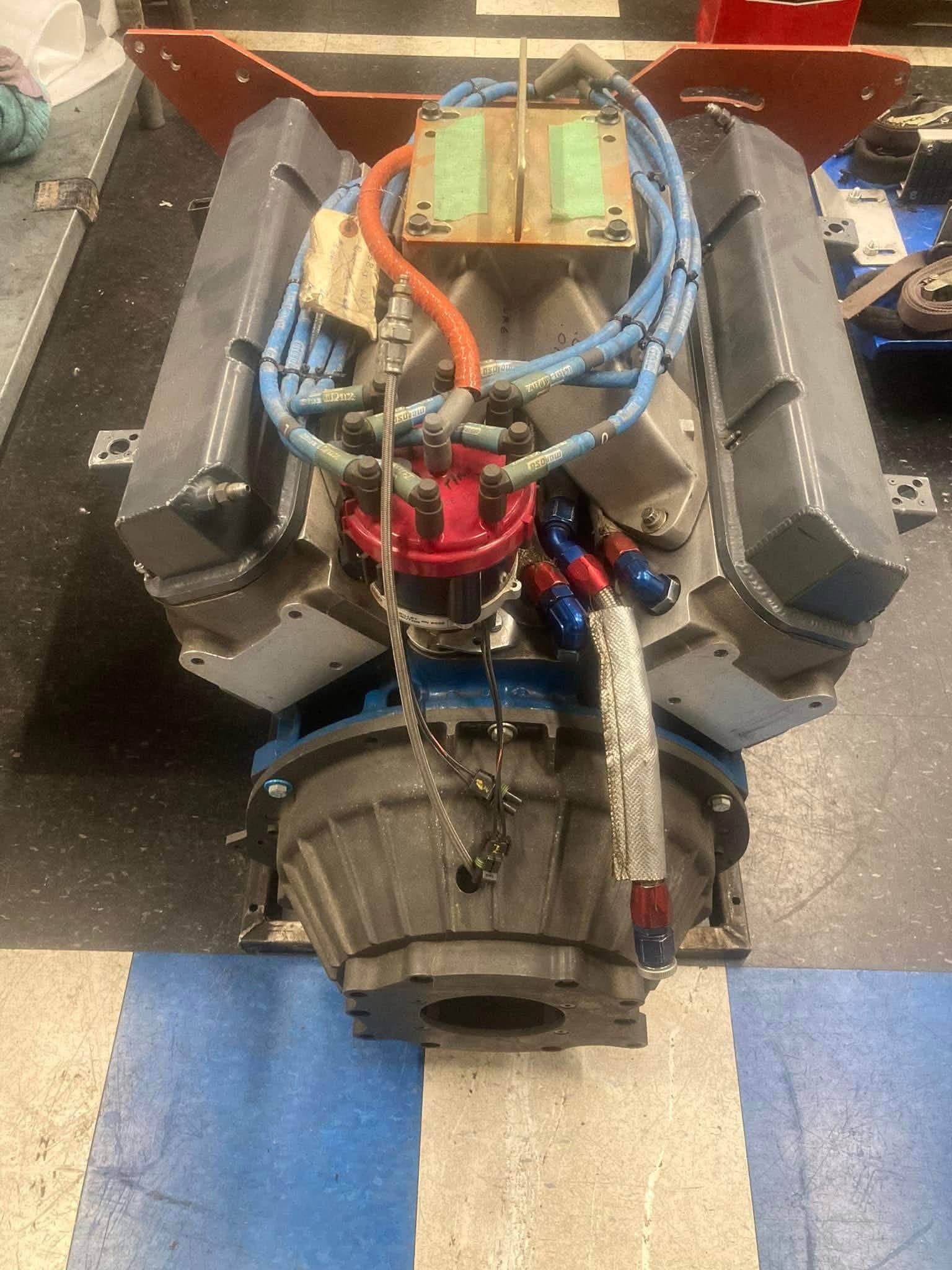 358 R2 W8 Motor