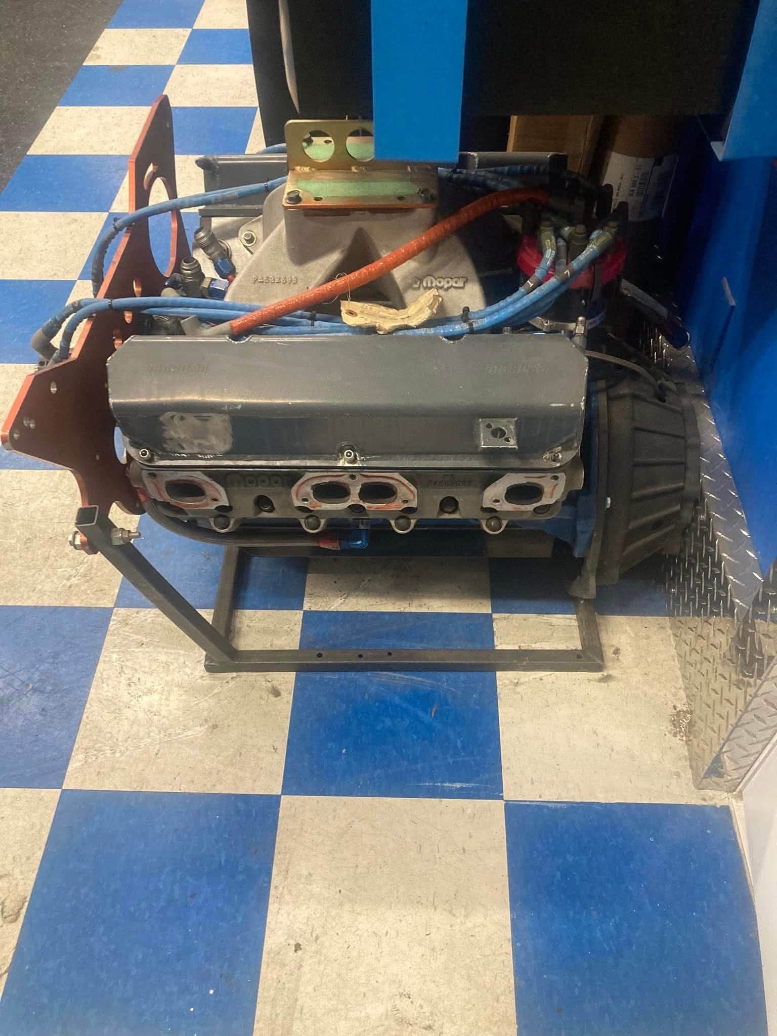 358 R2 W8 Motor - Image 6
